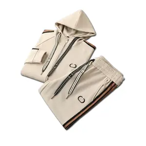 بدلة رياضية غير رسمية بغطاء للرأس أوروبية فاخرة خفيفة للرجال للخريف والشتاء سترة رياضية ضيقة للرجال والنساء