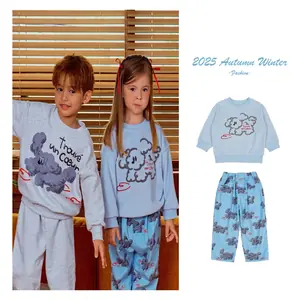 سروال قصير للأطفال الصوف مجموعة للبنين بنات 2025 الشتاء الحراري اصطف كنزة قطيفة مع السراويل المطبوعة لطيف عداء ببطء الزي الدافئة