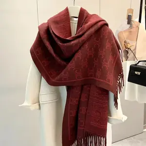 وشاح فاخر مزدوج الجوانب، طويل من الكشمير مثل التفاف مع هامش، وشاح شتوي أنيق للنساء، شال منقوش دافئ ذو وجهين ​