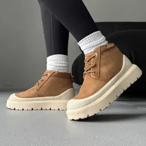 العلامة التجارية الفاخرة الطقس الهجين الأحذية حذاء من الجلد أحذية مصممين عدم الانزلاق سميكة سوليد أحذية رياضية زوجين مبيعات المصنع مباشرة